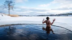 Studená voda jako zátěžový test pro tělo: přínosy a nečekaná rizika